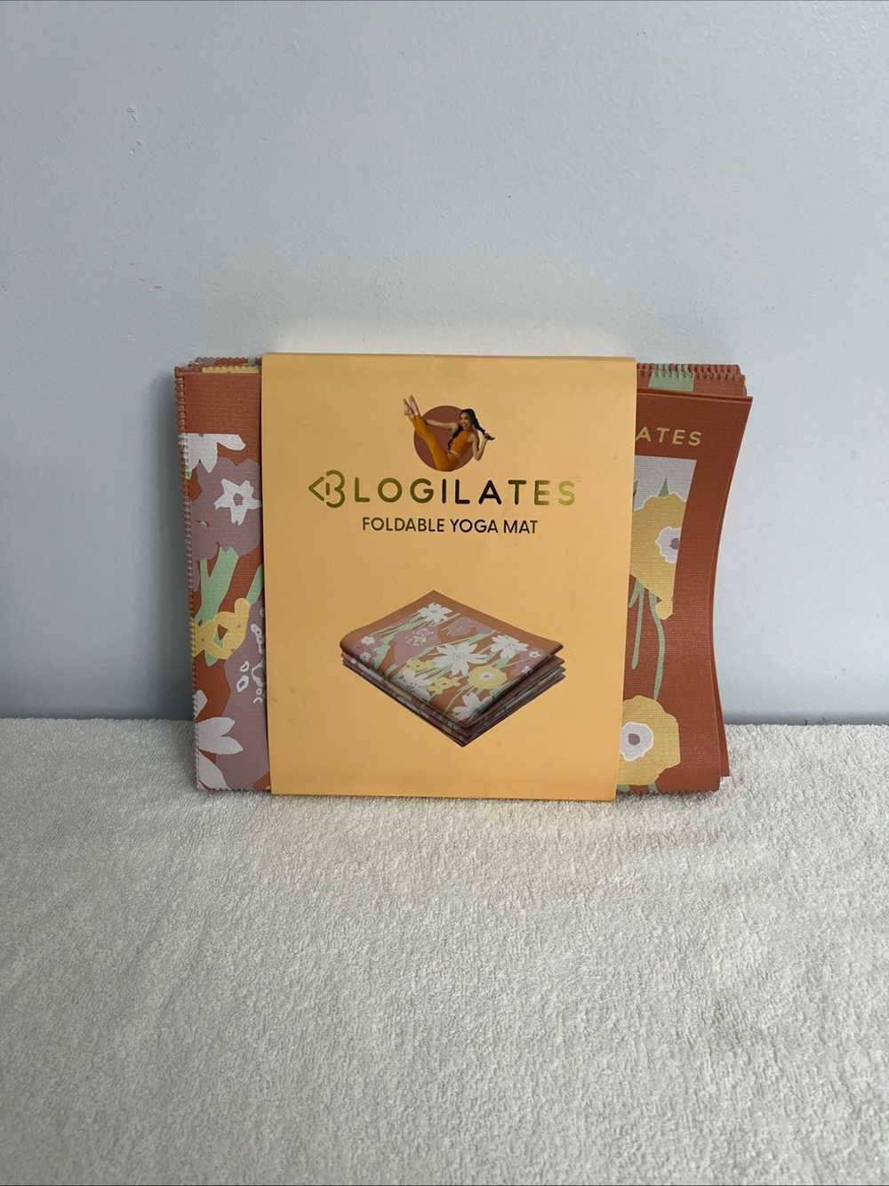 Blogilates Foldable Yoga Mat Dimensions 68 In X 24 In